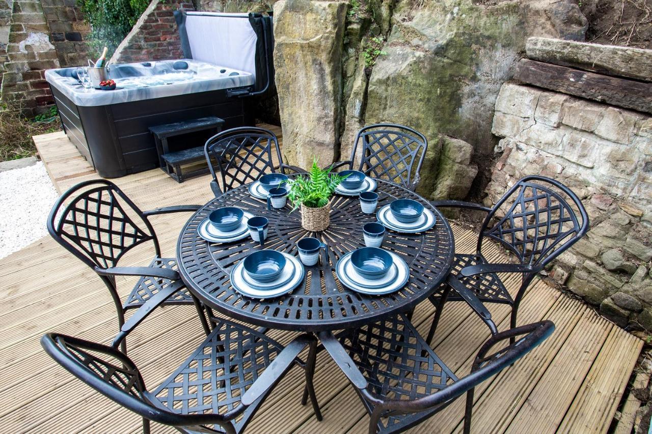 Whitby Boutique - Mast Cottage Buitenkant foto